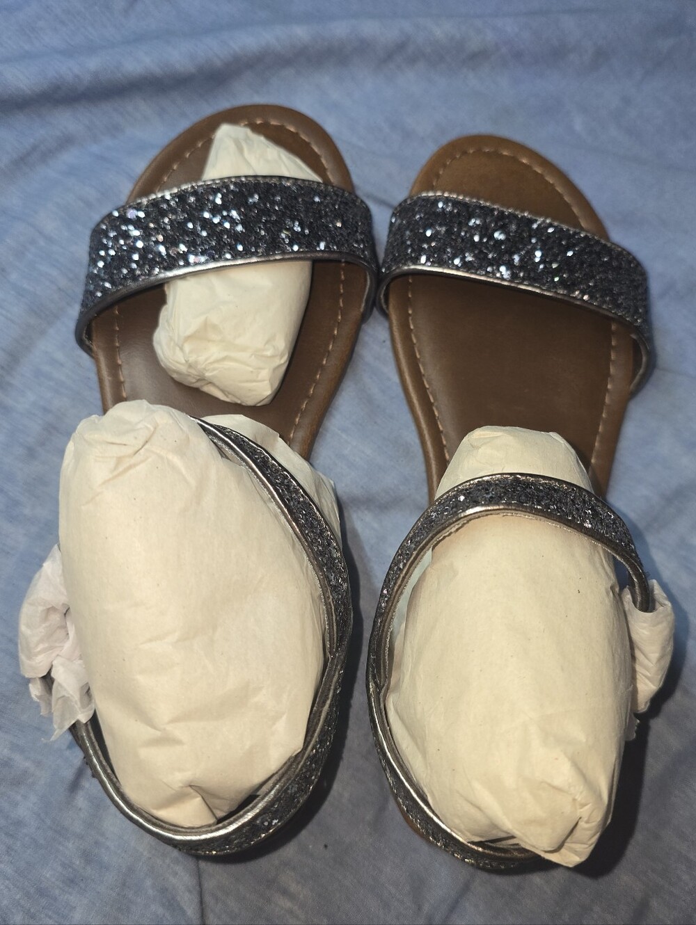 Material Girl Sparkle Sandals Silver Glitter Strap Tan Footbed Size 7M